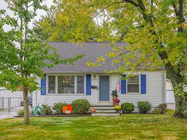 29824 Robert St, Wickliffe, OH 44092