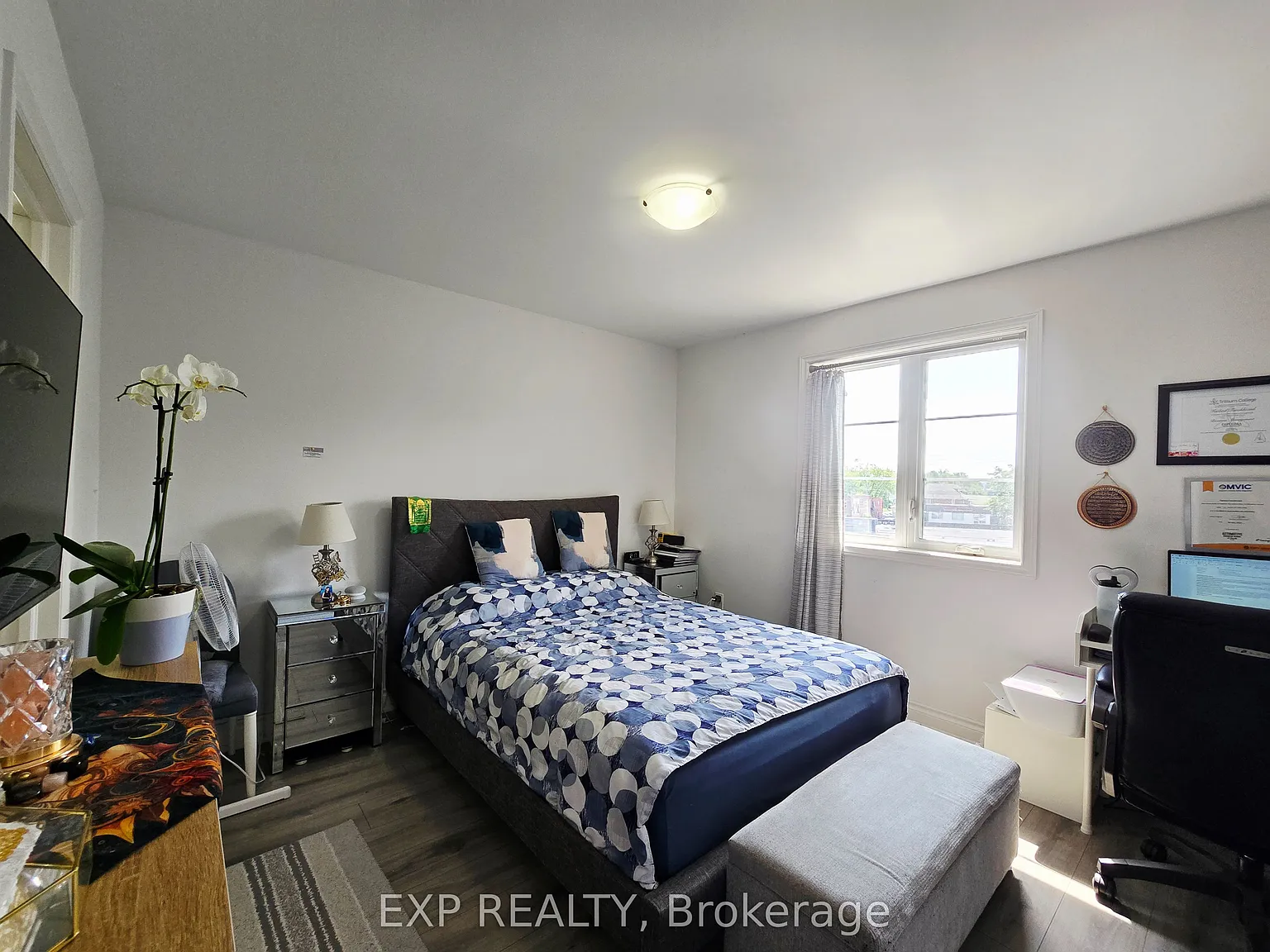 4 bed, $2,700 — Photo 4