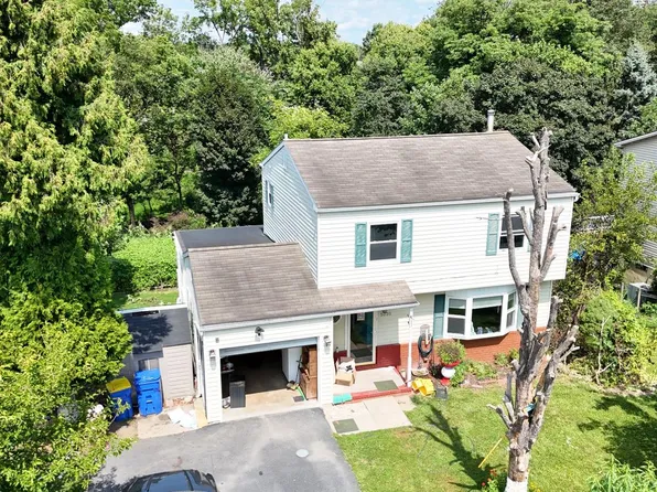 5030 Arney Rd, Harrisburg, PA 17111