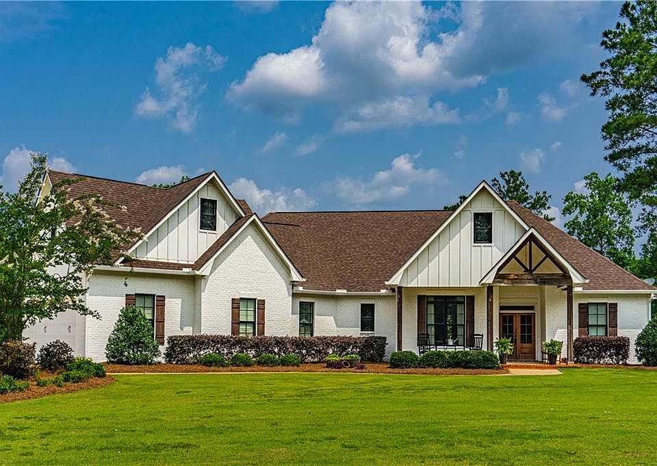 1st image of 85 Lee Road 321
