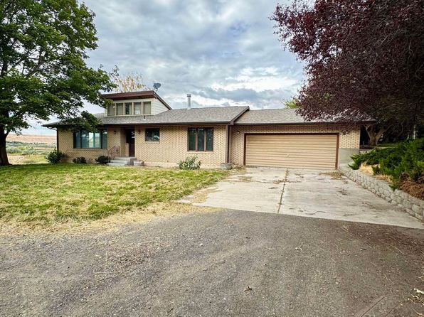 1060 Norwood Rd, Hagerman, ID 83332
