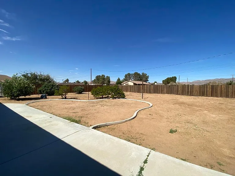 14555 Pawnee Rd — Photo 30