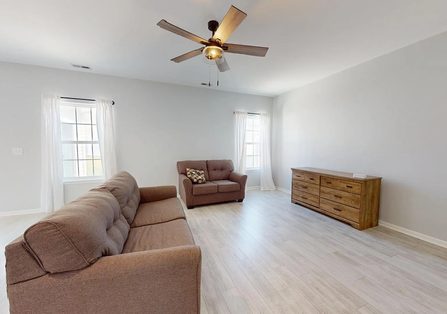10848 Tailwater St — Photo 3
