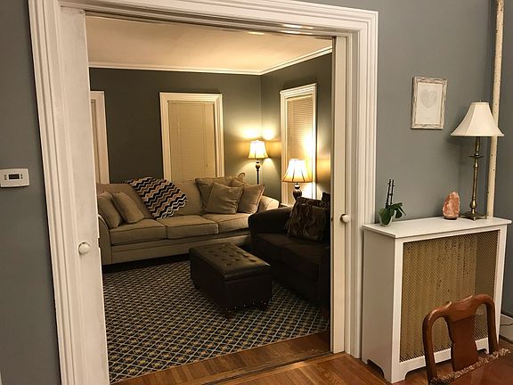 4th image of 122 Stark Ave