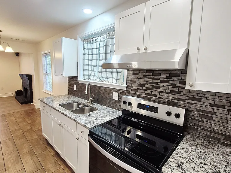 115 Slagle Ave — Photo 15