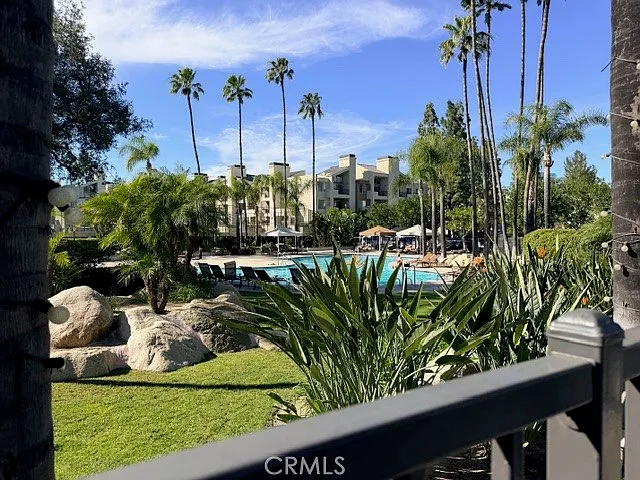 5545 Canoga Ave #116 — Photo 32