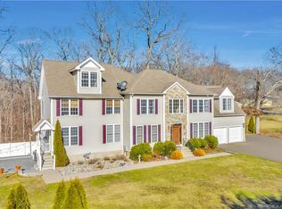 112 Pine Orchard Rd, Branford, CT 06405