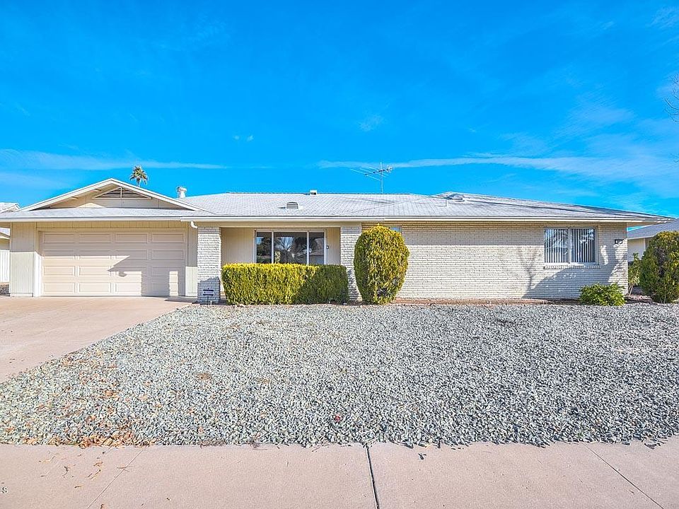 1st image of 9818 W Evergreen Dr
