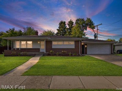 22317 E Schafer St, Clinton Township, MI, 48035