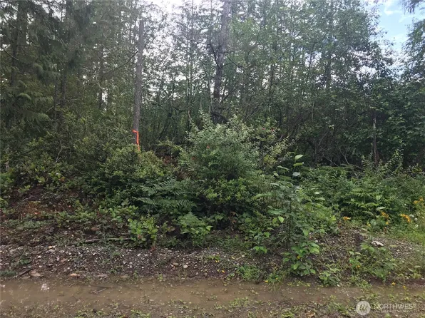 2633 NE Strand Road, Bremerton, WA 98311
