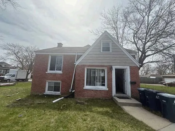 800 S 21st Ave, Maywood, IL 60153