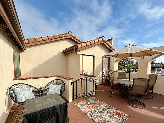 3rd image of 539 Carlsbad Village Dr APT 201