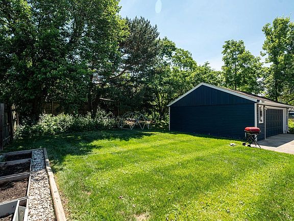4th image of 4946 N 108th STREET #4948