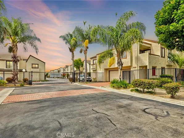 4977 Embassy Way #1, Cypress, CA 90630