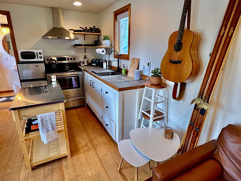 38 Shasta Pl #2 — Photo 10