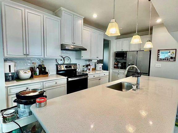 2nd image of 4735 Green Mountain Dr #394