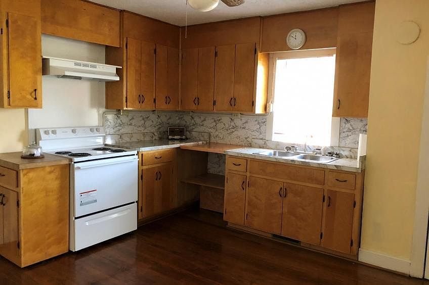 2nd image of 7529 Timberlake Rd