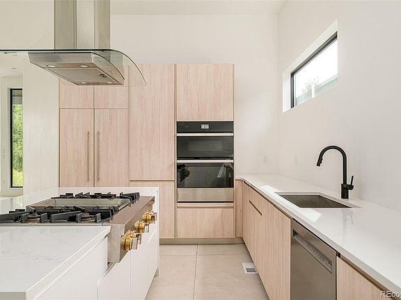 2nd image of 4755 Elm Court