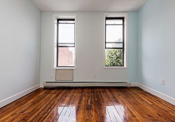 4th image of 132 Jefferson St #2A