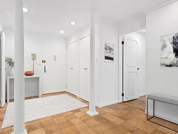 2nd image of 16 W 16th St APT 14AS