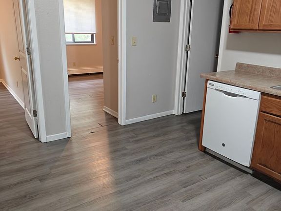 5th image of 2437 Petsel Pl APT 4