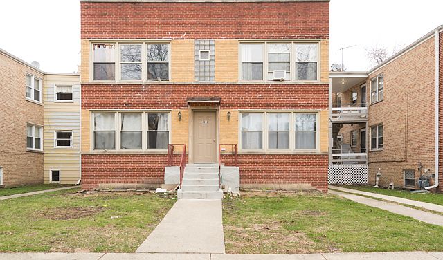 1st image of 4910 Louise St