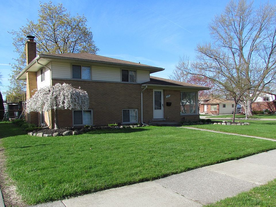 1st image of 9797 Sylvester St