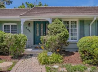 4401 S Yosemite Ct, Greenwood Village, CO 80111