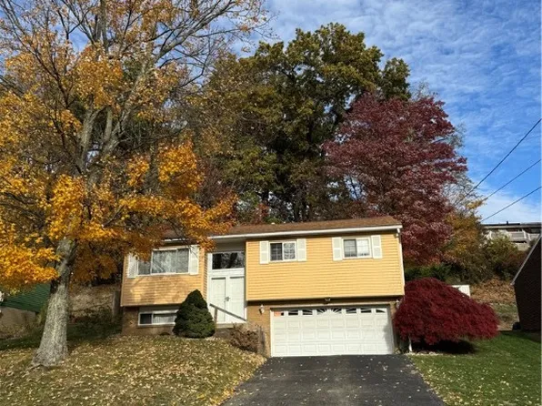 405 Diehl Dr, McKeesport, PA 15132