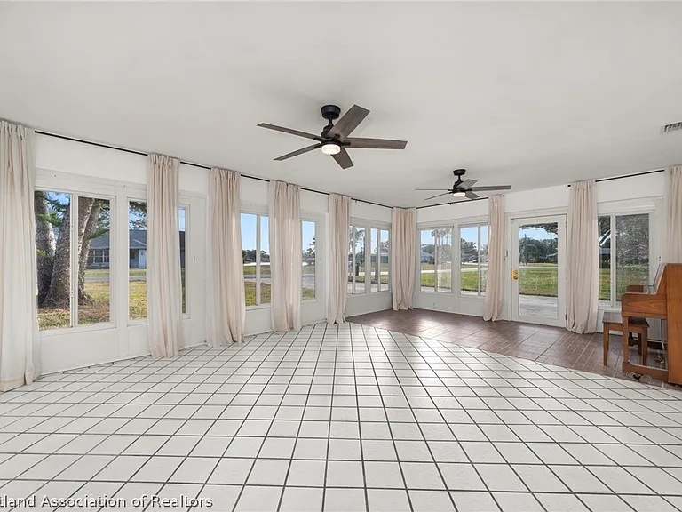 3407 Divot Rd — Photo 30