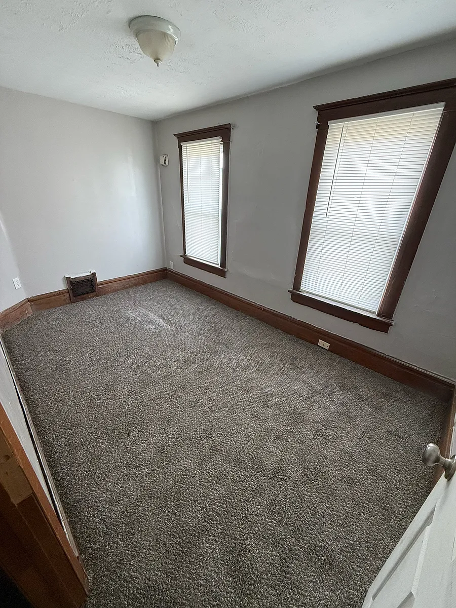 Building Photo - 457 Sherman St #4
