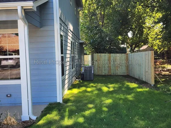 722 S Weenonah Ave, Claremore, OK 74017