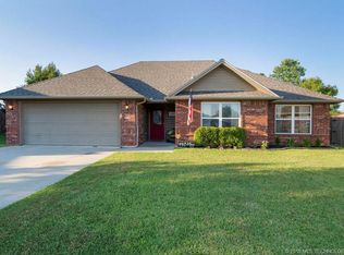 1517 Pheasant Cir, Claremore, OK 74019