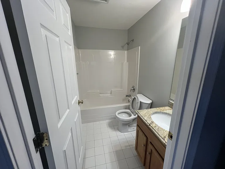 220 Prospect Ave #1B — Photo 16