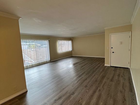5th image of 1271 Boynton St #25