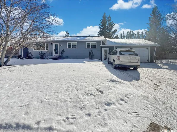 17 4th AVENUE E, Neilburg, SK S0M 2C0