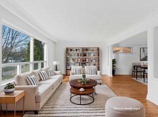 202 Park Home Ave, Toronto, ON M2R 1A2