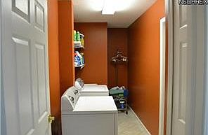 4th image of 595 Morningstar Dr