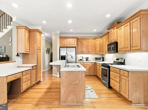 707 Bedford Trce, Canton, GA 30114