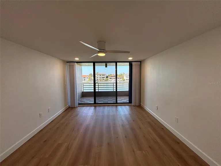 6260 Kipps Colony Ct #203 — Photo 34