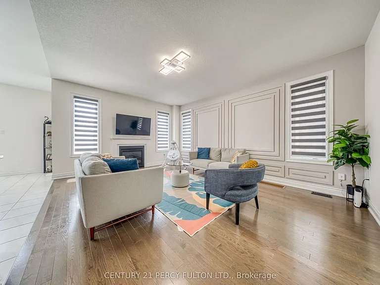 1223 Plymouth Dr — Photo 6