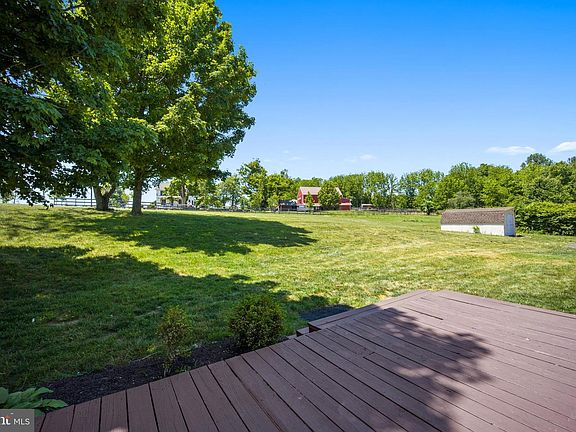 5th image of 411 Mount Airy Dr