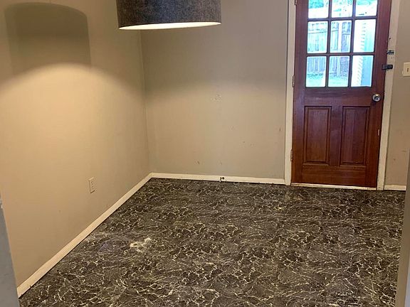 5th image of 2655 Sunrise Village Dr APT C