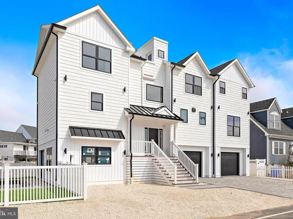 1042 Jennifer Ln, Manahawkin, NJ 08050