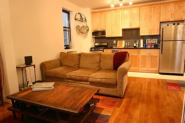 Rented by Green Line Realty