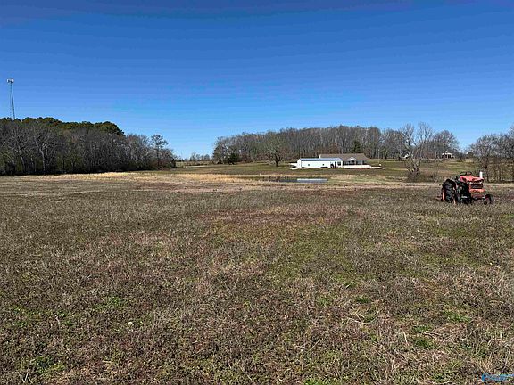 3rd image of 3081 County Road 52
