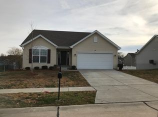 222 Honor Ln, Lake Saint Louis, MO 63367