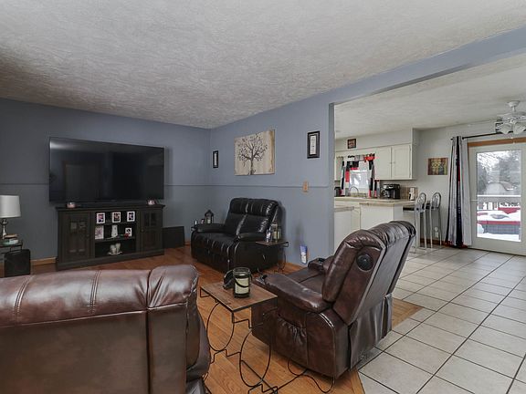 2nd image of 203 Edwards Dr