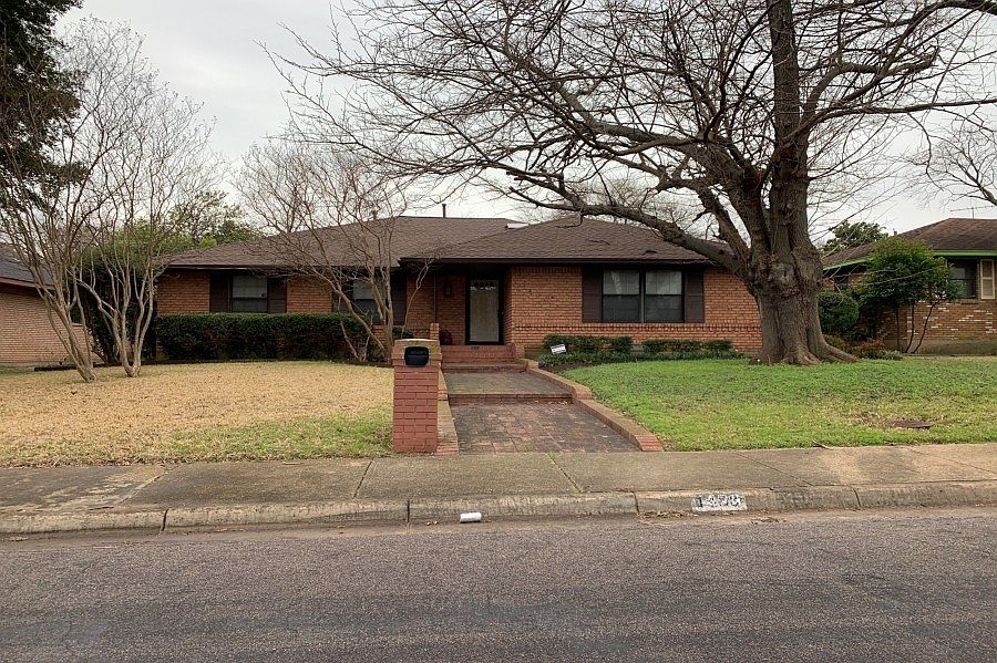 1st image of 1428 Misty Glen Ln