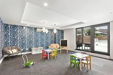 Rented by Larisa Elchananov, LREB